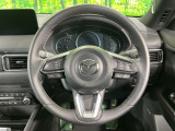 【ステアリングスイッチ】運転中、前方から目線をそらすことなく、オーディオ等の操作が可能な便利機能!安心&快適なドライブを演出してくれます♪