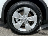 5スポーク 7.5J&times;18インチ  シルバー 235/55R18サイズのコンチネンタルを装着