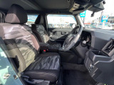 運転席シート廻りは使用感も少なく、良好な状態となっています。丁寧に使われていたことがよくわかりますね。