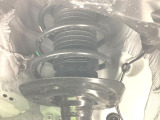 お車を安心してお乗りいただく為には、足回りの定期点検が欠かせません。サービスサポート(有償保証)では無料点検もご提供しており、安心のカーライフをお過ごしいただけるサポート体制が整っています。