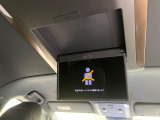 【フリップダウンモニター】家族や友人とお出かけする機会が多い方に大人気のフリップダウンモニター!大画面モニターで車内はエンタメ空間!退屈しがちな長距離ドライブも楽しい時間に変わります!