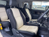ドライバーによって運転しやすいポジションは異なり、あの車はどうなのか不安なこともありますよね。気になるお車は店頭で乗り込んでご確認いただけます♪