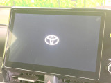 【10.3インチワイドナビ】高級感とインパクトのある大型ワイドナビを装備。各種オーディオ操作はもちろん、横長ワイド画面でのマップ2分割表示など、利便性も高いナビです♪