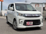 キッズスペースもございます♪お子様連れの方もごゆっくりとお車を見ていただけます☆