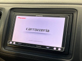 【ナビゲーション】目的地までしっかり案内してくれる使いやすいナビ。Bluetooth接続すればお持ちのスマホやMP3プレイヤーの音楽を再生可能!