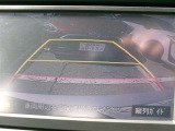 バックカメラ付き♪車庫入れ、バックでの駐車時に後方が見える事での安心感は大きいです☆一度装備したら外せなくなるアイテムです♪