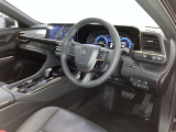 この車で色んな場所へドライブに出かけてみませんか。