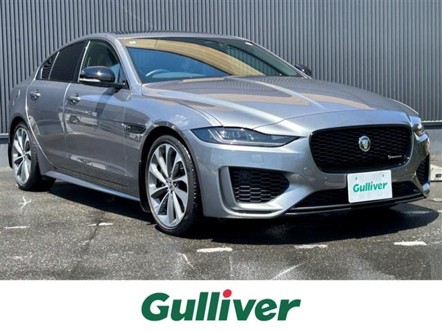 XE 300スポーツ 2.0L P300 4WD 本革シート