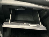 収納スペースもたくさん有ります☆車検証や小物類などすっきり収納♪