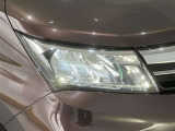 LEDヘッドライトです。デザイン性がよくとても明るいので、夜間の走行や悪天候でも安心です。しかも長寿命!