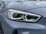 また、BMW正規認定中古車は、エマージェンシーサービスが自動付帯。24時間365日、皆様のカーライフをサポート致します。確かな安心のうえで、「駆けぬける歓び」をご堪能ください。