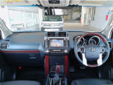 見通しのよいすっきりとした視界で、誰でも運転しやすいです。運転のしやすさは疲れにくさにも繋がりますよ♪