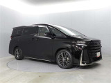 「中古車ハイブリッド保証」付き。ハイブリッド機構を無償で保証します。保証期間は、初度登録年月から10年目まで、または3年間の長い方。ただし累計走行距離が20万km以内です。