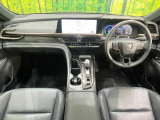 クラウンスポーツ 2.5 Z E-Four 4WD 
