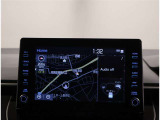 最近の主流ディスプレイオーディオです、スマホと繋いでMAP表示や音楽再生が出来ますよ♪