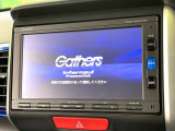 【純正ナビ】人気の純正ナビを装備しております。ナビの使いやすさはもちろん、オーディオ機能も充実!キャンプや旅行はもちろん、通勤や買い物など普段のドライブも楽しくなるはず♪