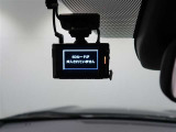 万が一のトラブルのときにも役に立つドライブレコーダーを装備しています。