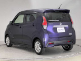【ワイド保証】日産販売店の中古車には、無料で保証が付いています。走行距離無制限で、無料保証期間は1年間から。品質に自信があるから実現した、日産ならではの保証です。