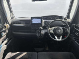 【インパネ全体】全方位で視界が広く、高い目線で運転もしやすいです!