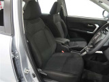 見通しのよいすっきりとした視界で、誰でも運転しやすいです。運転のしやすさは疲れにくさにも繋がりますよ♪