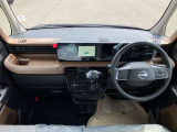 運転席まわりです。細かいオプションなど、気になるところがあればお気軽にメールやお電話等でお問合せください。
