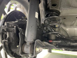 お車を安心してお乗りいただく為には、足回りの定期点検が欠かせません。サービスサポート(有償保証)では無料点検もご提供しており、安心のカーライフをお過ごしいただけるサポート体制が整っています。