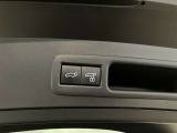 【パワーバックドア】荷物で手が塞がってても大丈夫!リモコンでピッ!力要らずでラクラク開閉!