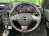 【純正革巻きステアリング】上質な革を使用することで、手にしっかり馴染みとても運転しやすいハンドルです♪