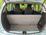 積み下ろしのしやすいデッキにはたっぷりと荷物を積み込んでいただけます。遊びから仕事まで、様々なシーンで頼れます♪