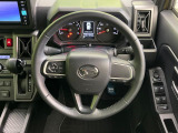 【純正革巻きステアリング】上質な革を使用することで、手にしっかり馴染みとても運転しやすいハンドルです♪