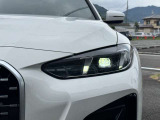 LEDヘッドライト。先進のLEDテクノロジーを採用。照射される白色光の周波特性は太陽に近く、バイキセノンヘッドライトを上回るコントラストでさらに明るく輝きます。悪天候の日でも優れた視認性を発揮します。