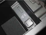 各種装備ございますので是非一度ご来店いただいて現車のご確認お願いいたします。