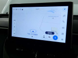 10.5インチのディスプレイオーディオ装着です。スマホとの通信で様々なサービスが楽しめます。TV視聴にも対応しています。
