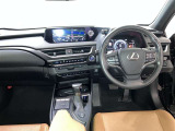 この車で色んな場所へドライブに出かけてみませんか。