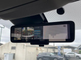【アラウンドビューモニター】専用のカメラにより、上から見下ろしたような視点で360度クルマの周囲を確認することができます☆死角部分も確認しやすく、狭い場所での切り返しや駐車もスムーズに行えます。