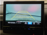 バックカメラ搭載です!車庫入れが苦手な人はもちろん、車両感覚に自信がある人にもお勧めです!見えない箇所が見えるようになるので、低い障害物や隠れてしまっている子供の存在等にも気付く事が出来ます。