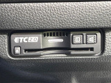 【ETC】高速道路の料金所をストレスなく通過!話題のスポットやサービスエリアに多い「スマートIC」利用時は必須のアイテムです。当店でセットアップを実施、ご納車当日からすぐにご利用いただけます!