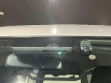 【衝突被害軽減ブレーキ】前方の車両や横断する歩行者などを検知した時、衝突回避や被害軽減をサポートします。