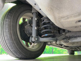 お車を安心してお乗りいただく為には、足回りの定期点検が欠かせません。サービスサポート(有償保証)では無料点検もご提供しており、安心のカーライフをお過ごしいただけるサポート体制が整っています。