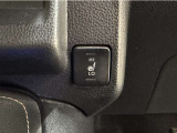 シートヒーター装備!エアコンに比べて暖まるスピードが速いので冬でも快適に過ごせます