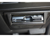 ETCは運転席インパネ右下に専用カバーによって埋め込まれています