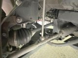 お車を安心してお乗りいただく為には、足回りの定期点検が欠かせません。サービスサポート(有償保証)では無料点検もご提供しており、安心のカーライフをお過ごしいただけるサポート体制が整っています。