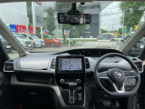 窓ガラスが大きく車両感覚も掴みやすいお車ですので安心してお乗りいただけます。