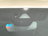【i-ACTIVESENSE】走行中に前方の車両等を認識し、衝突しそうな時は警報とブレーキで衝突回避と被害軽減をアシスト。より安全にドライブをお楽しみいただけます。