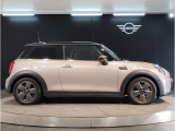 【MINI認定中古車】MINIのご購入はぜひMINI正規ディーラーで!メーカー基準の納車前点検整備を全車実施。規定整備を実施された車両にのみ付帯出来る全国保証。