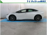 【サイド】ロングラン保証は、走行距離無制限・1年間の無料保証!約60項目・5,000部品を全国5,000箇所で保証修理が可能です!最長3年間まで保証を延長(有料)して頂く事が出来ますのでより安心です!