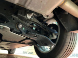 お車を安心してお乗りいただく為には、足回りの定期点検が欠かせません。サービスサポート(有償保証)では無料点検もご提供しており、安心のカーライフをお過ごしいただけるサポート体制が整っています。