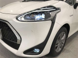 LEDヘッドライトです。デザイン性がよくとても明るいので、夜間の走行や悪天候でも安心です。しかも長寿命!