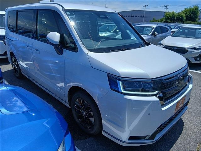 ステップワゴン 1.5 スパーダ 4WD 禁煙車 社外ナビ フルセグTV