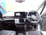 周りが見やすく運転しやすいお車です♪
